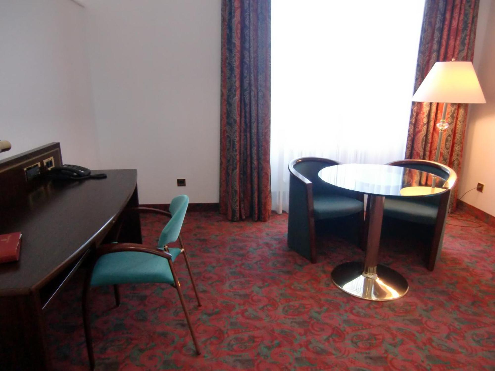 Hotel Schloss 슈바르젠펠트 외부 사진
